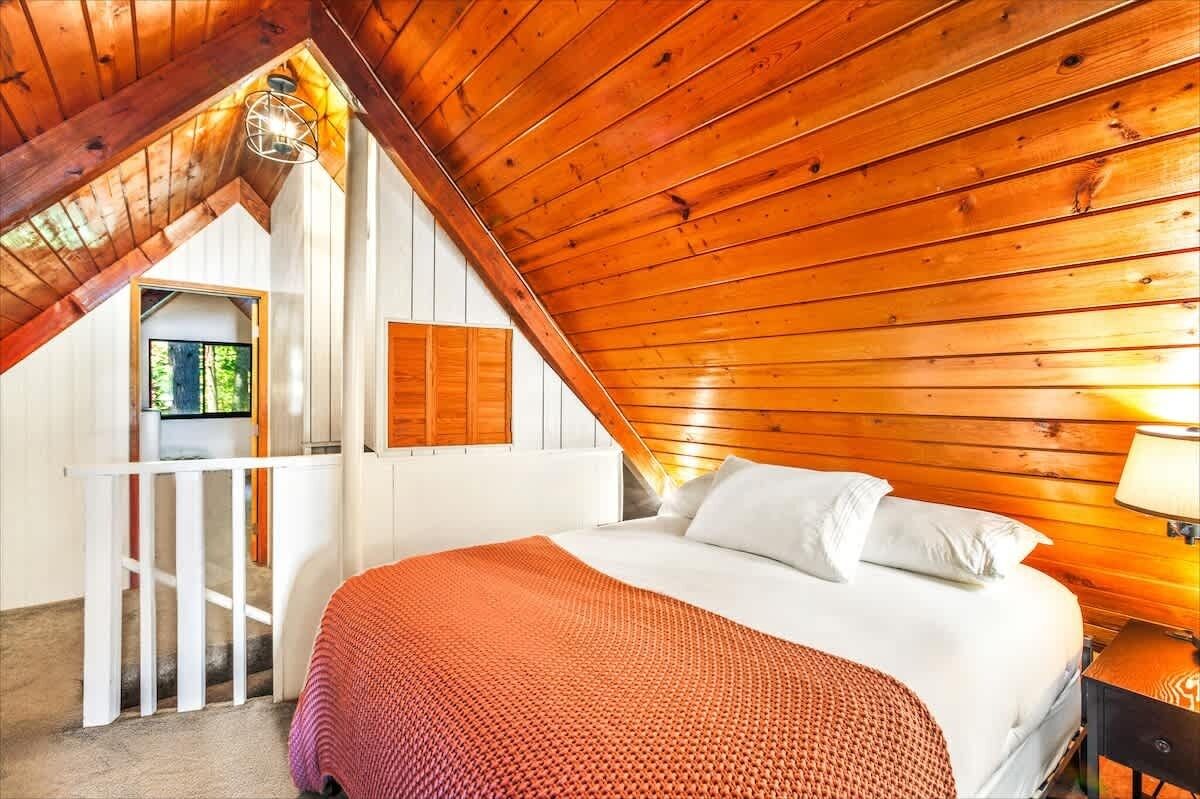 WiFi, bed sheets