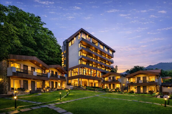 Exterior - DLS Divine River Resort & Spa (Rishikesh)
