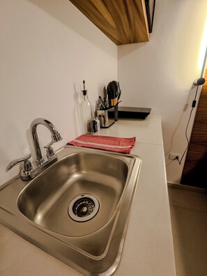 Apartment, 1 King Bed, Kitchen, Garden View | Private kitchen - Tayga studios Cancun (Cancun)