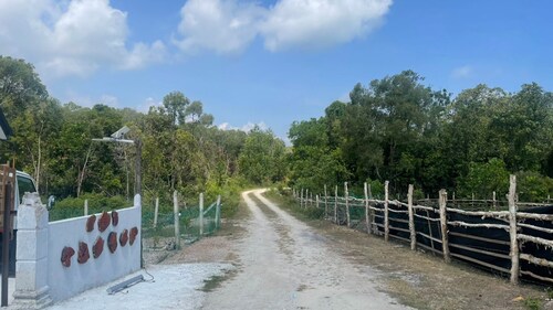 OYO 91303 Chalet Awie