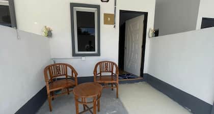 OYO 91303 Chalet Awie