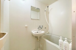 Apartment(c05), Non Smoking | Bathroom - Lavie Heights (Osaka)