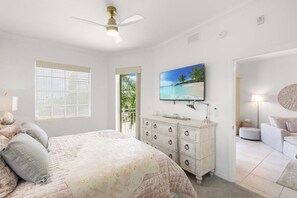 2 bedrooms, iron/ironing board, WiFi, bed sheets - Coastal Condo Retreat at Roman Plaza (Marco Island)