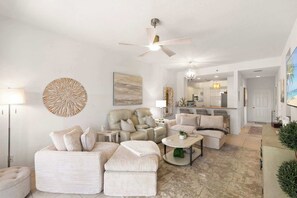 TV - Coastal Condo Retreat at Roman Plaza (Marco Island)