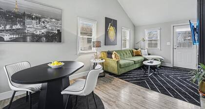 Cozy & Peaceful Getaway Minutes to Ann Arbor