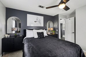 2 bedrooms, iron/ironing board, WiFi, bed sheets