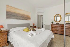 Standard Apartment, Multiple Bedrooms (La Maison Di Amilcare) | 1 bedroom, WiFi, bed sheets - La Maison Di Amilcare (Sanremo)