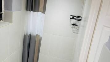 Room, 1 Bedroom, Accessible | Bathroom
