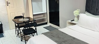 Tayla Suites on Tatonga