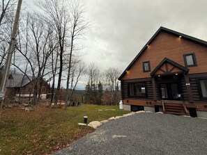 Exterior - Haveli Du Mont Blanc • Spa • Golf • Ski • 16 guest large family mountain cottage (Mont boanc)