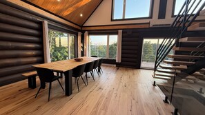 Dining - Haveli Du Mont Blanc • Spa • Golf • Ski • 16 guest large family mountain cottage (Mont boanc)