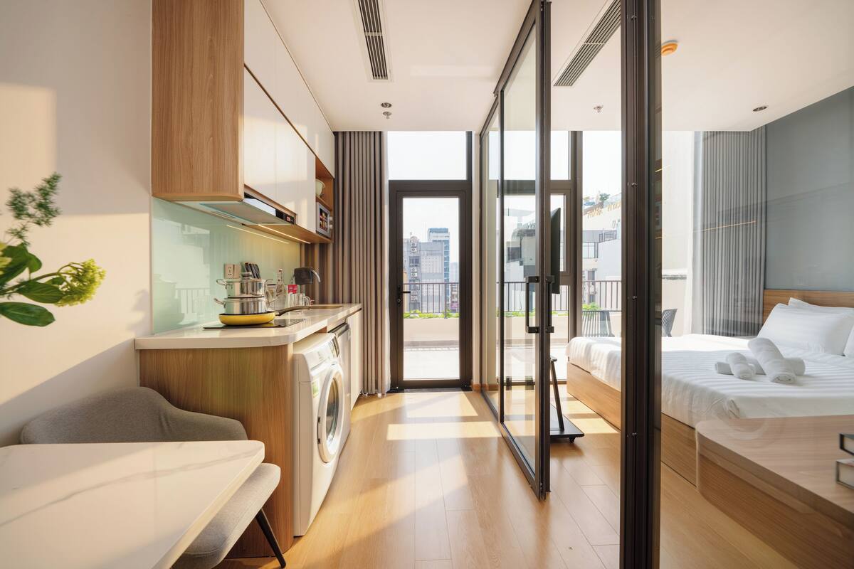 Studio – executive, 1 queensize-seng, balkong, byutsikt | Skrivebord og wi-fi (inkludert)