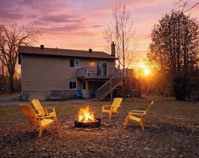 Grotto Basecamp Lodge 10+ Guests Accessibility Mobility Friendly Space Tobermory