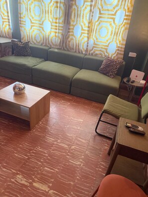 Living area - 1818 LLC (San Juan)