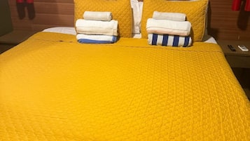 Design Shared Dormitory, Women only