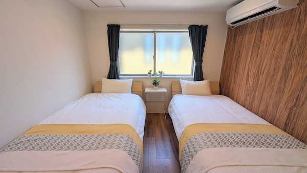 The Dream Stays Shinsekai - Osaka