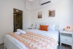 Apartment, 2 Bedrooms, Kitchen, City View | Egyptian cotton sheets, premium bedding, individually decorated - Hermes 2-BR Apt. & Balcony in Larnaca (Larnaca)