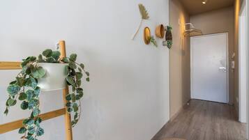 Apartment, 2 Bedrooms, Kitchen, City View | Interior