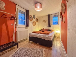 4 bedrooms, Internet - Cosy, complete house in the centre of Cochem (Cochem)