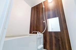 Apartment(h01), Non Smoking | Bathroom - BLUE Motomachi (Osaka)