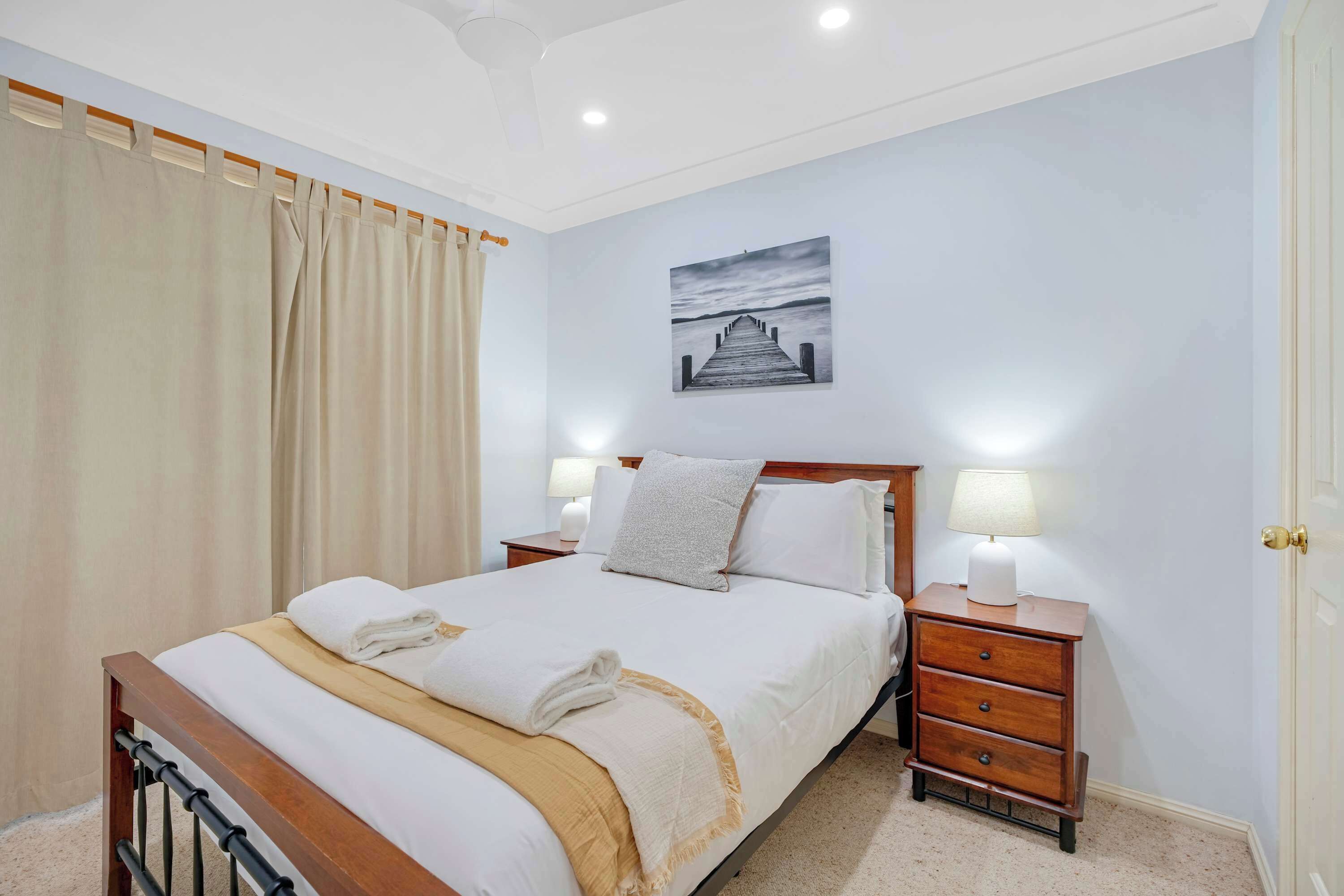 4 bedrooms, desk, iron/ironing board, travel crib