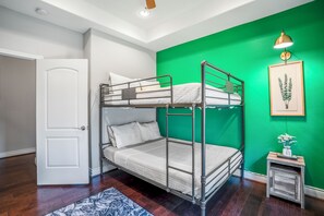 Luxury House, 4 Bedrooms, Non Smoking, Pets Allowed - Rogers (Houston)