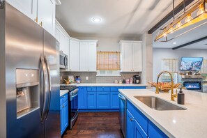 Private kitchen - Rogers (Houston)