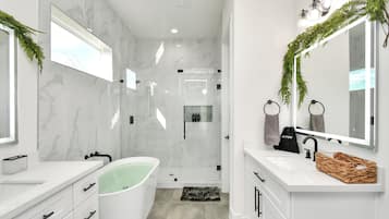 Nhà Deluxe, 3 phòng ngủ, không hút thuốc, được phép mang theo vật nuôi | Phòng tắm