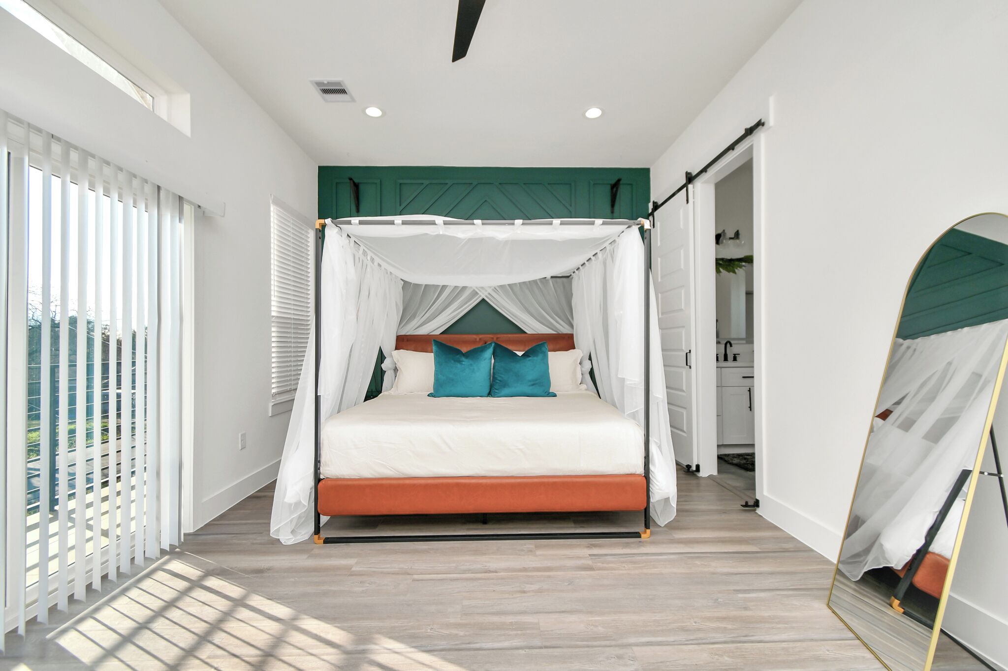 Deluxe House, 3 Bedrooms, Non Smoking, Pets allowed