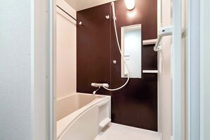 Apartment(a01), Non Smoking | Bathroom | Free toiletries, hair dryer, towels, shampoo - Grants Arita Nipponbashi (Osaka)