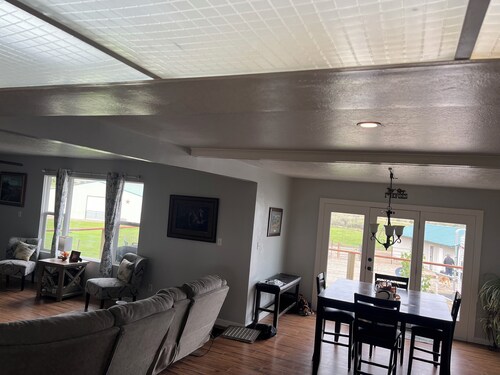Horse property with indoor and outdoor arenas. Hosted lessons or special events!