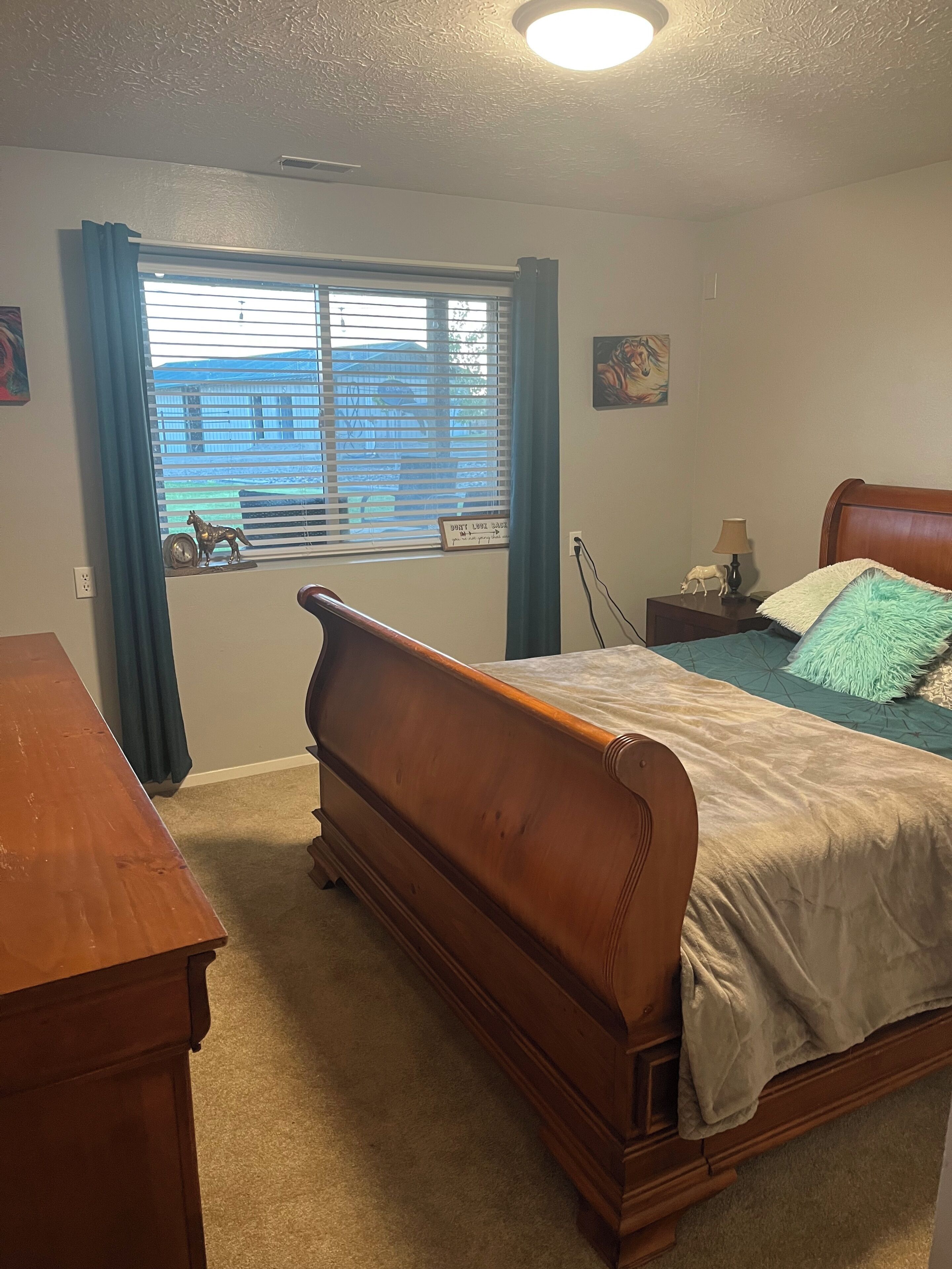 5 bedrooms, iron/ironing board, travel crib, free WiFi