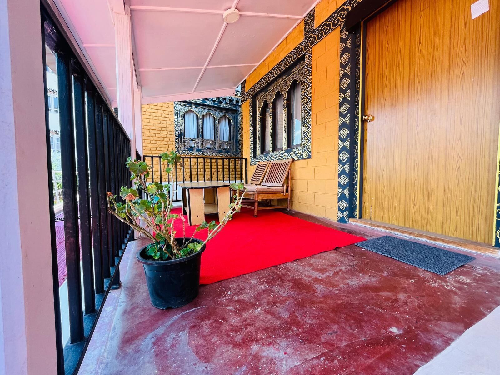 Suite, Balcony, Mountain View | Property grounds