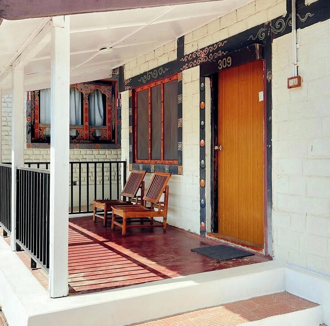 Suite, Balcony, Mountain View | Exterior detail