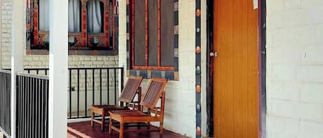 Suite, Balcony, Mountain View | Exterior detail