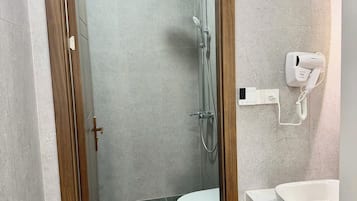 Superior Double Room, City View | Bathroom