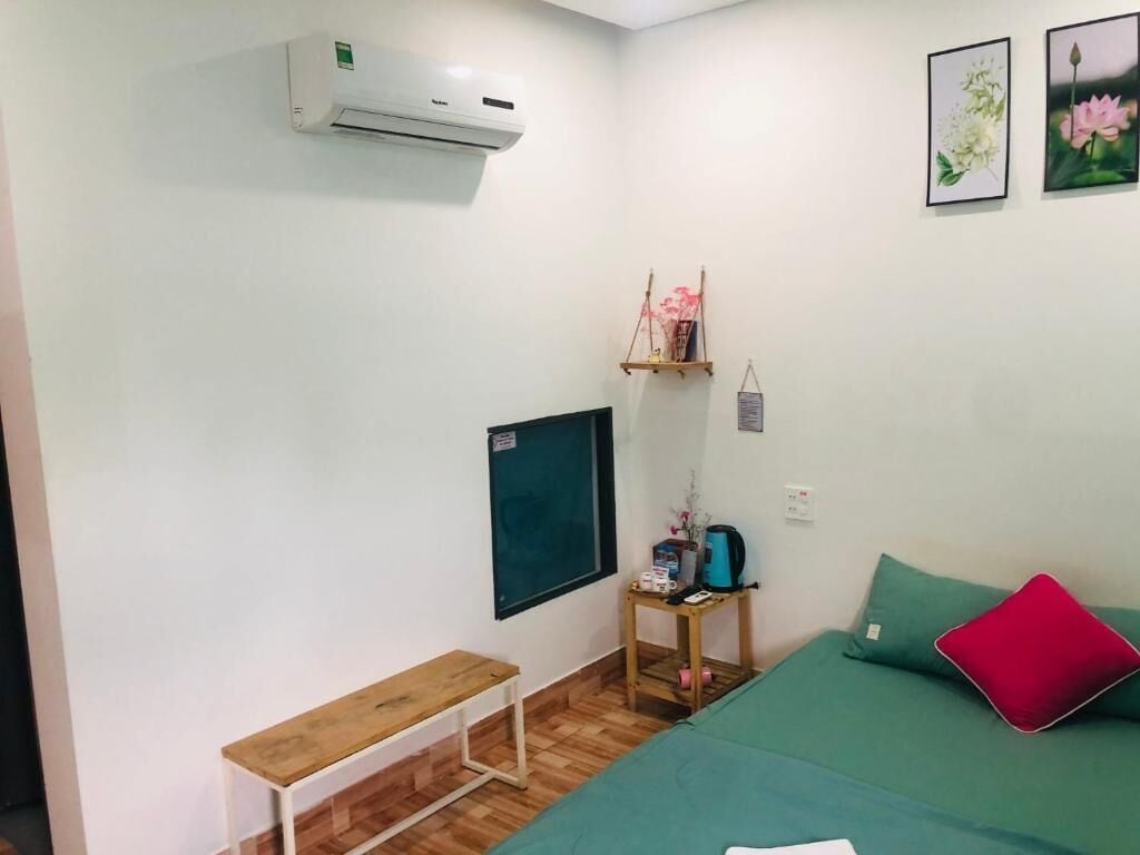 Estudio básico, balcón, vistas a la ciudad | Sistema de insonorización y wifi gratis