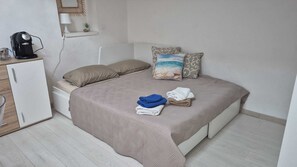 1 bedroom, free WiFi, bed sheets - Mama'sweet home (Sperlonga)