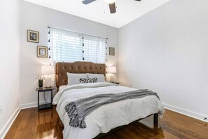 5 bedrooms, iron/ironing board, WiFi, bed sheets -  Spacious NOLA Home Near French Quarter (New Orleans)