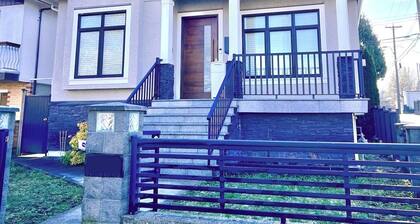 1 Bedroom with WIFI, Laundry, Queen Bed, Sofa Bed. Close to Transit and Grocery