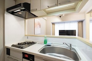 Apartment(d07), Non Smoking | Private kitchen - BGC Namba Tower (Osaka)