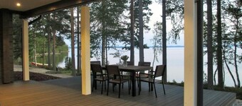 Lakeside Cottages