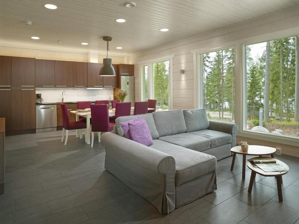 Comfort Villa, Patio, Lake View | Living area