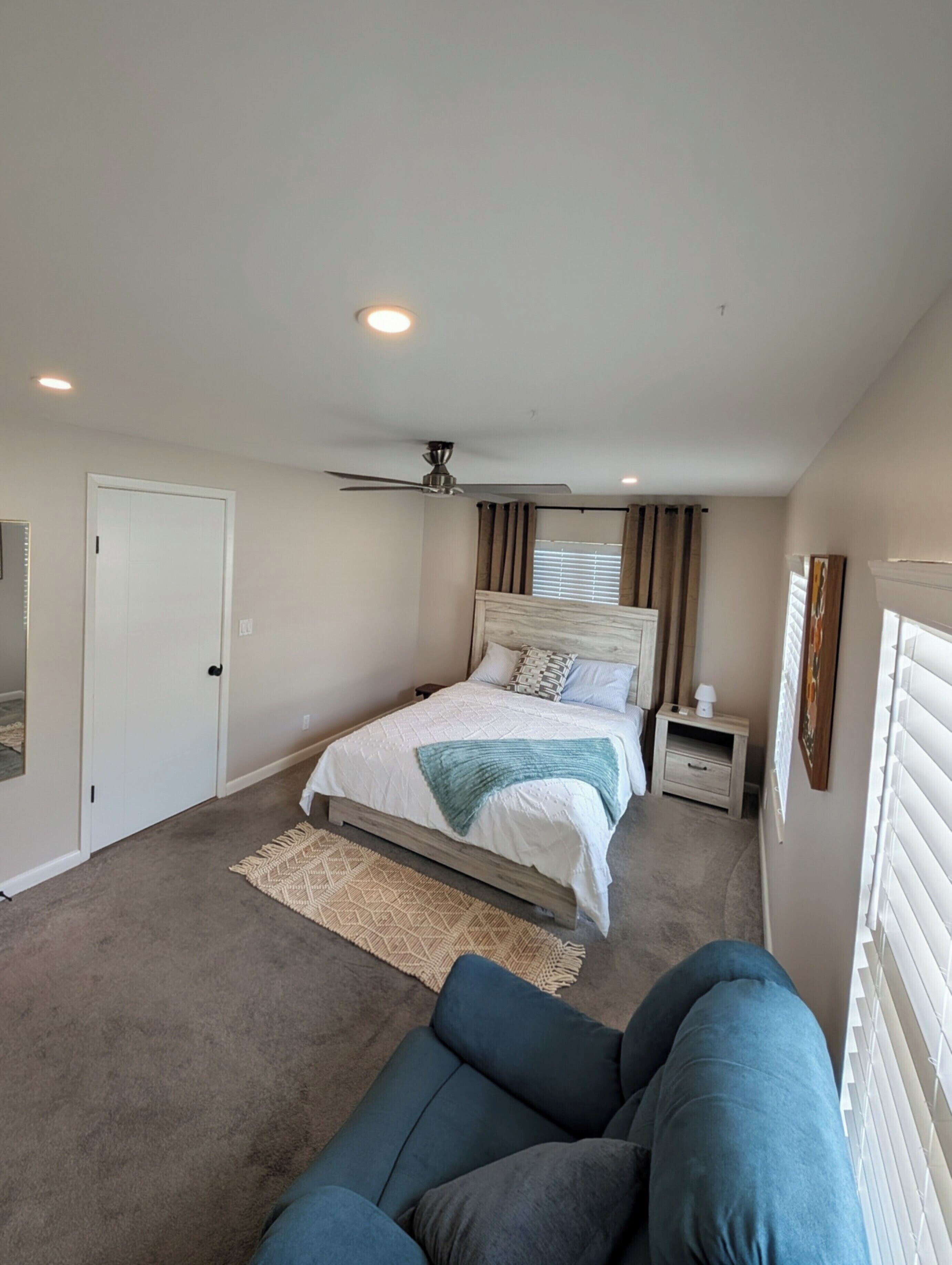 1 chambre, bureau, fer et planche à repasser, Wi-Fi gratuit