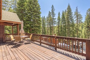 Outdoor dining - Near Kings Beach | Hot Tub | Trails Nearby | Spacious Tahoe Retreat (Tahoe Vista)