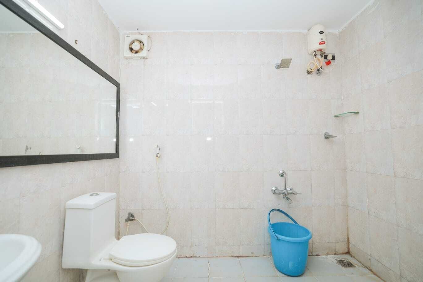 Deluxe Room | Bathroom