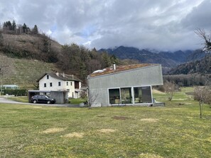 Exterior - Vrbo Property (Bex)