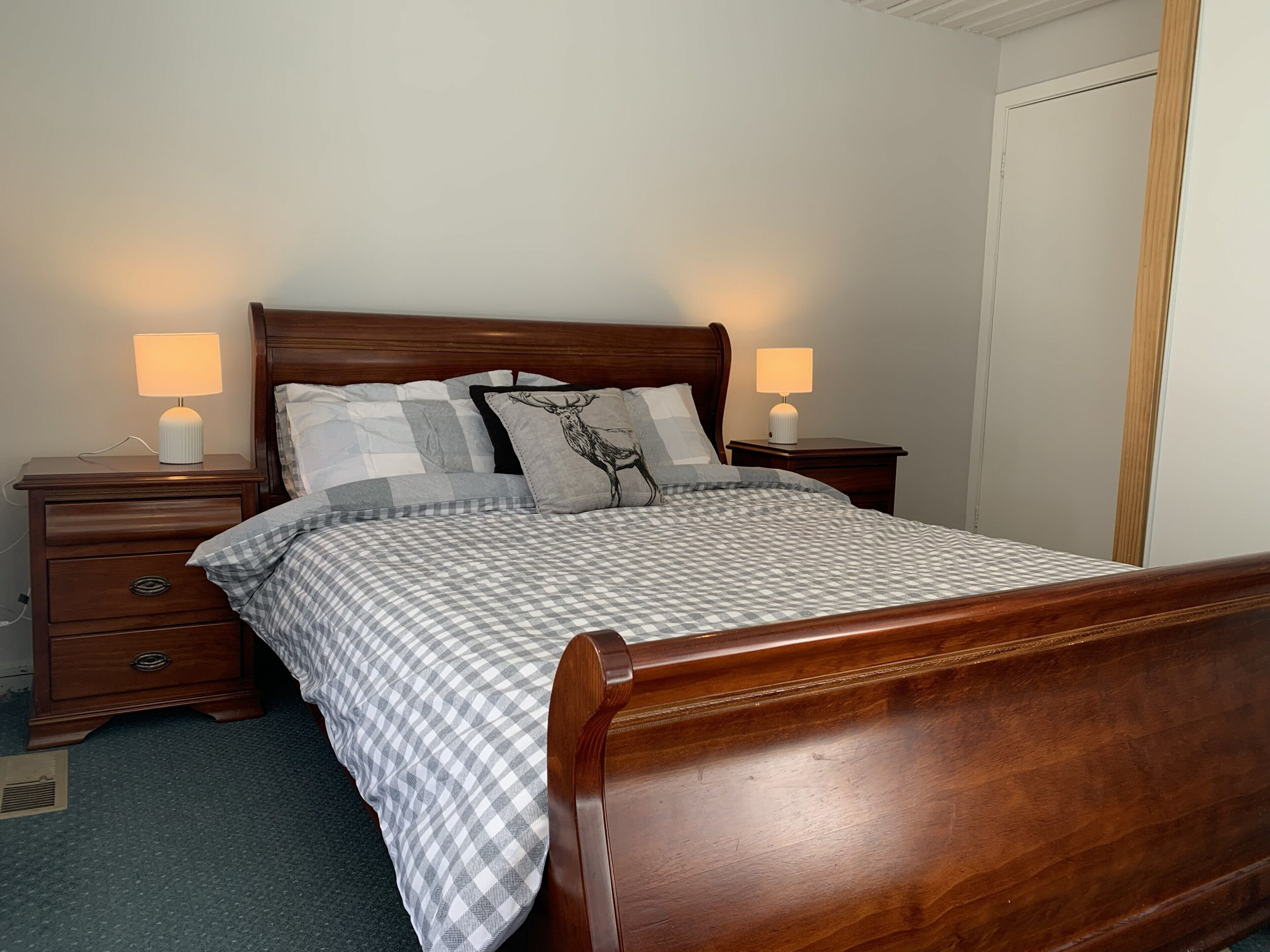 3 bedrooms, free WiFi, bed sheets
