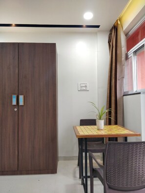 Dining - RP Studio Igatpuri City Rd (Igatpuri)