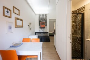 Interior - Renovated 1BR w/Balcony | WiFi | Self Check-in (Torino)